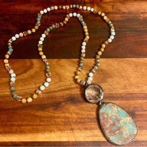 Bohemian Vintage Style Natural Stone
Knotted Crystal Pendant Necklace